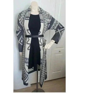 Long sleeve Cardigan Made in Italy Alpaca and Wool EUC